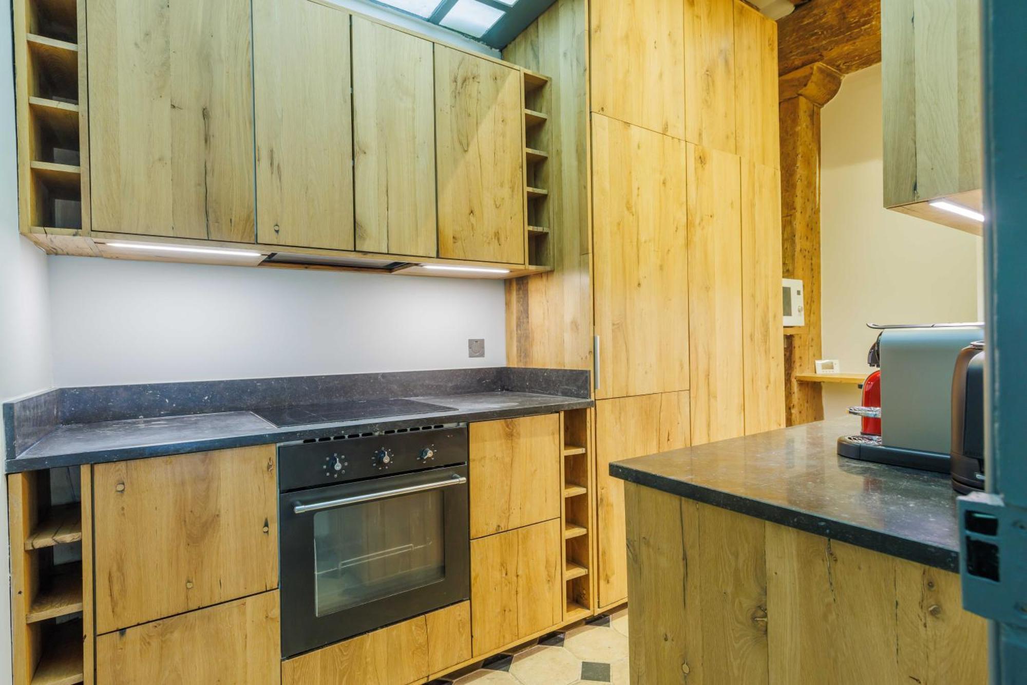 Superb Near Notre-dame Cathedral - Mobility Lease