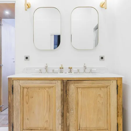 Superb Near Notre-dame Cathedral - Mobility Lease Appartamento *